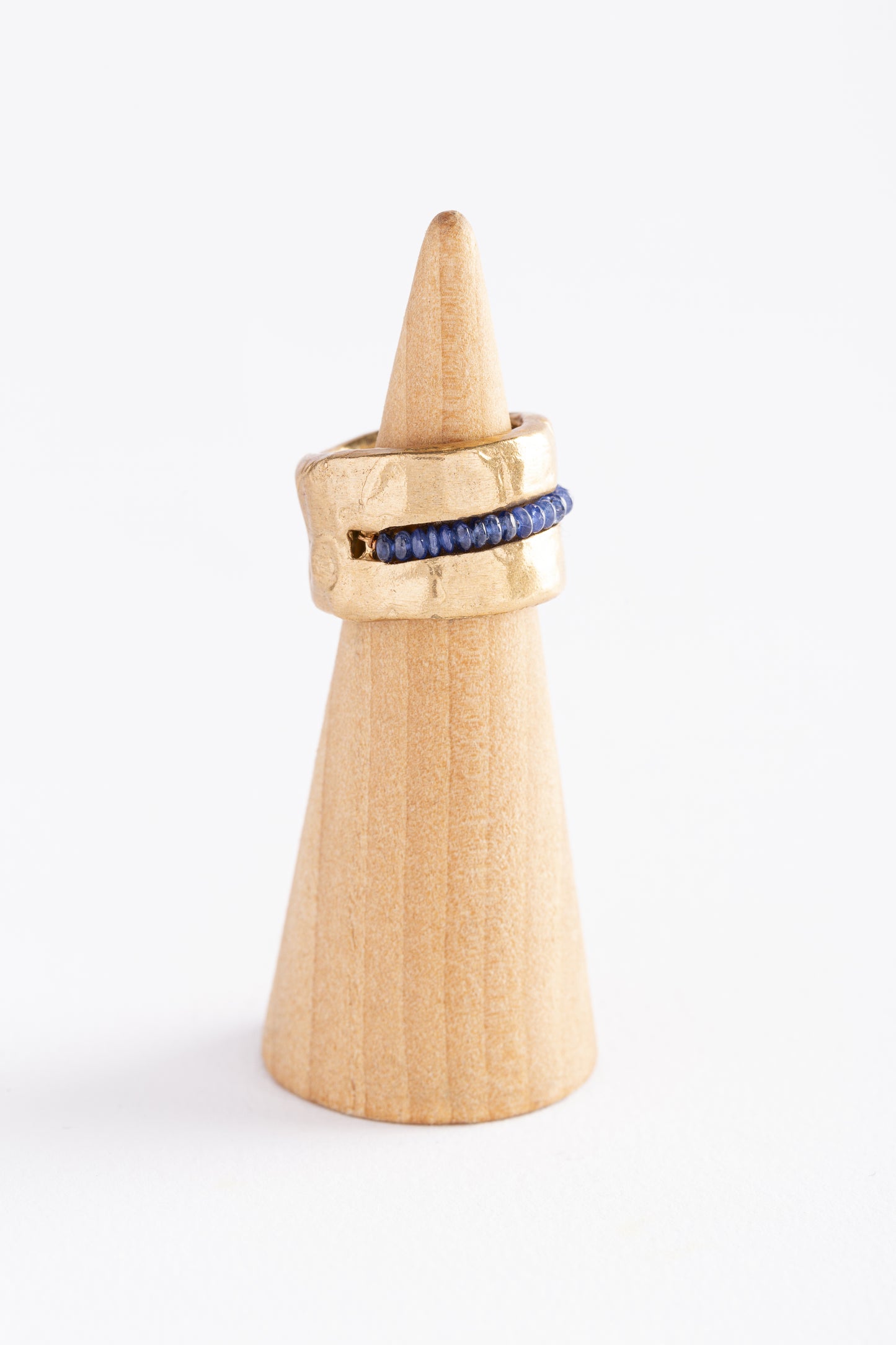 ANILLO KILIM DE BANDA CLÁSICA con iolitas