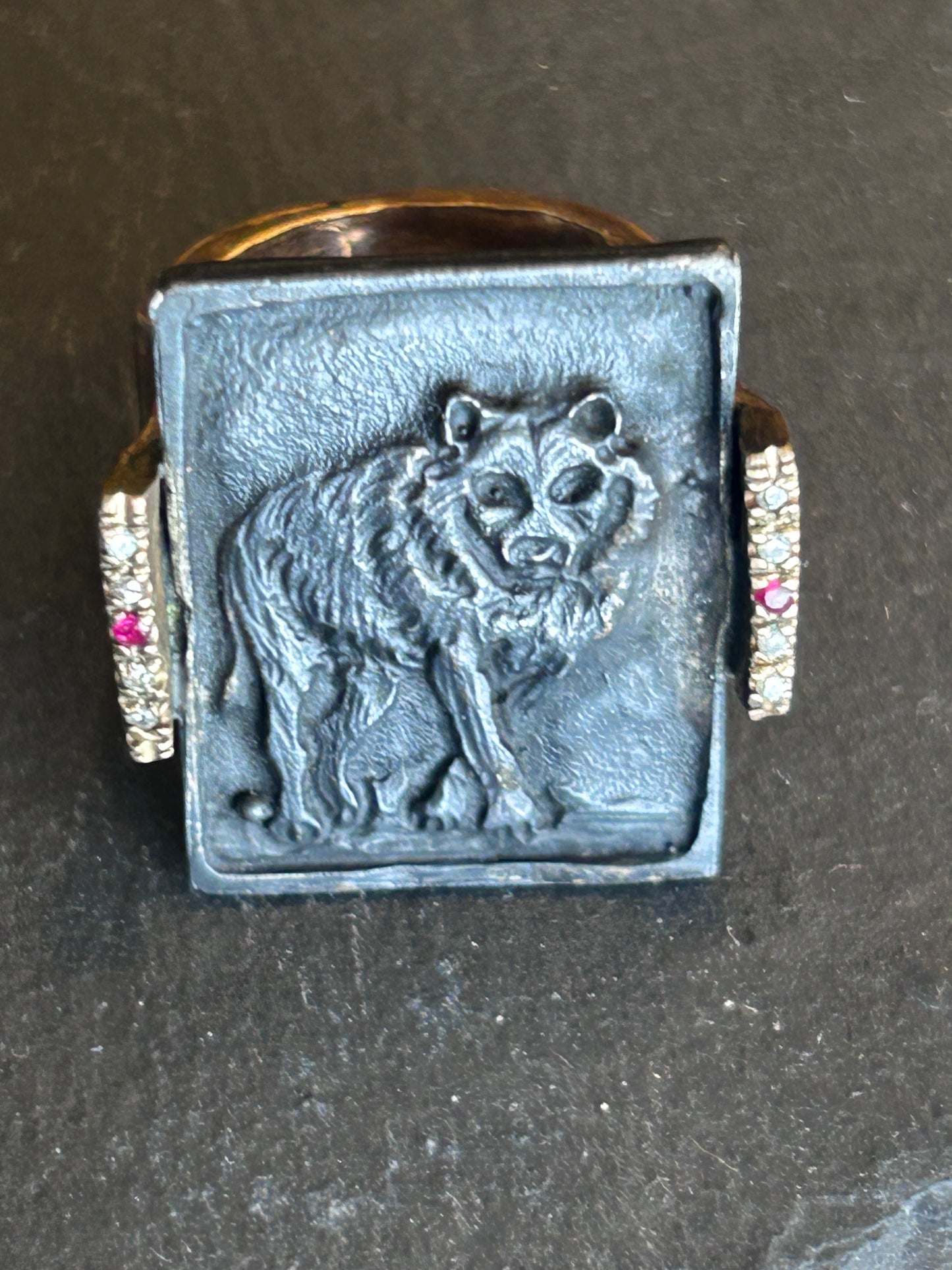 Ring Wolf