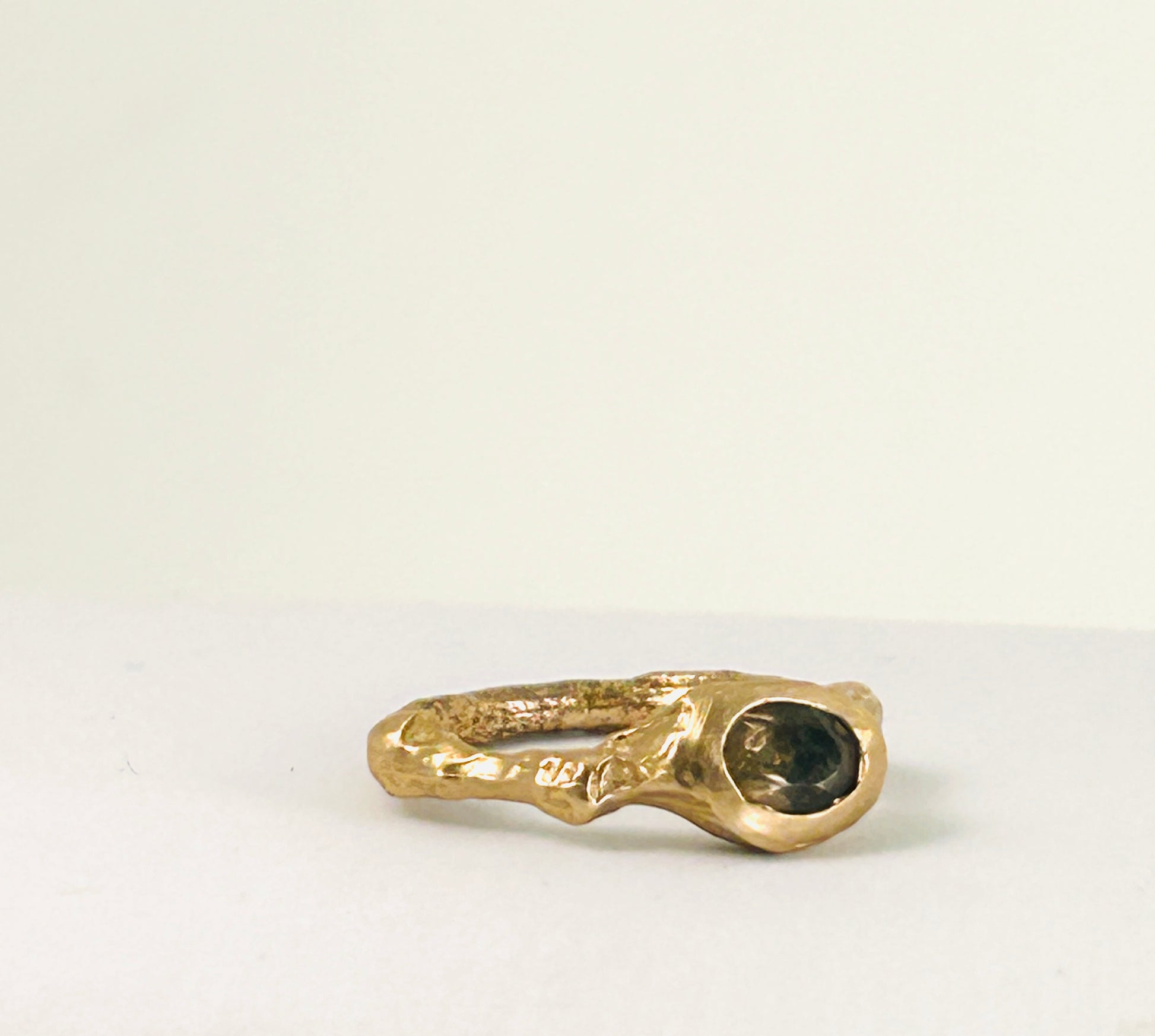 ANELLO ORGANIC bronzo con  quarzo brown fumè