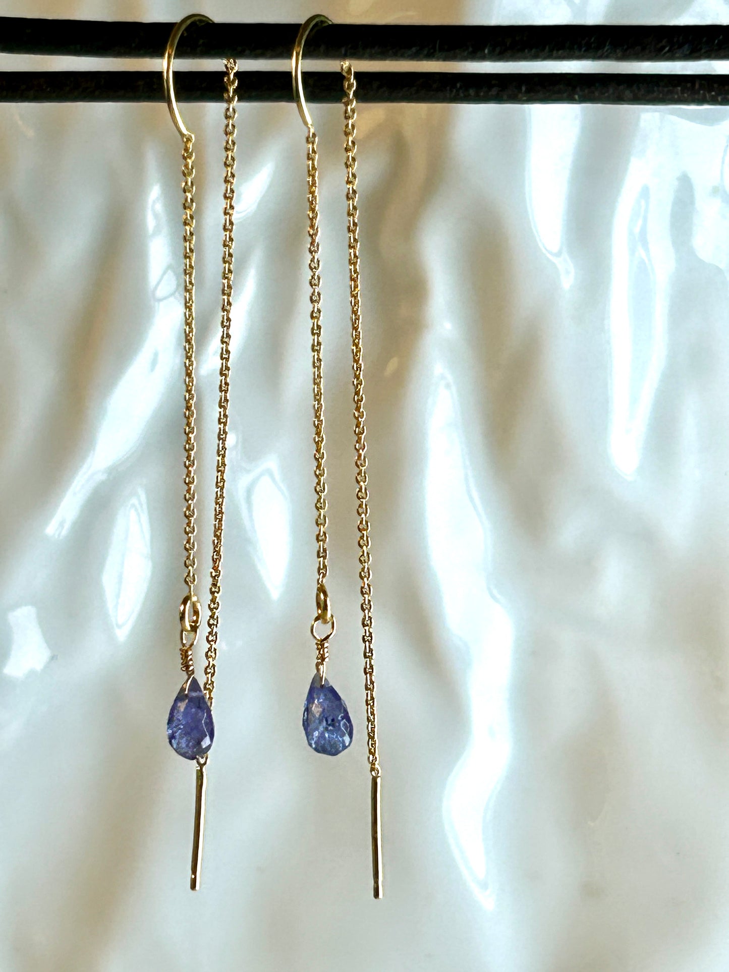 Orecchini LONG LIGHT con topazio blu london