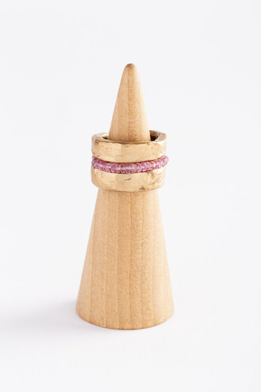 CLASSIC BAND KILIM RING with pink sapphires